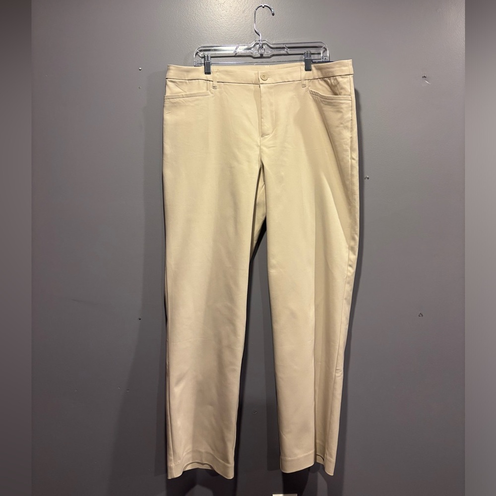 NWT Uptown Pant Straight Leg Modern Fit